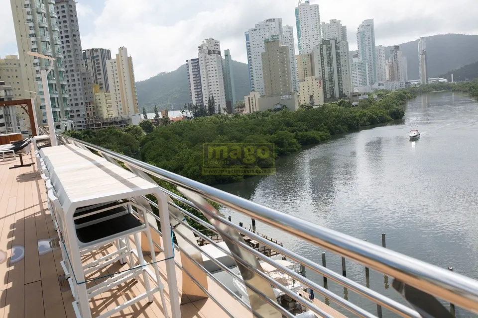 Apartamento 3 suítes para Venda no bairro Barra Sul em Balneário Camboriú