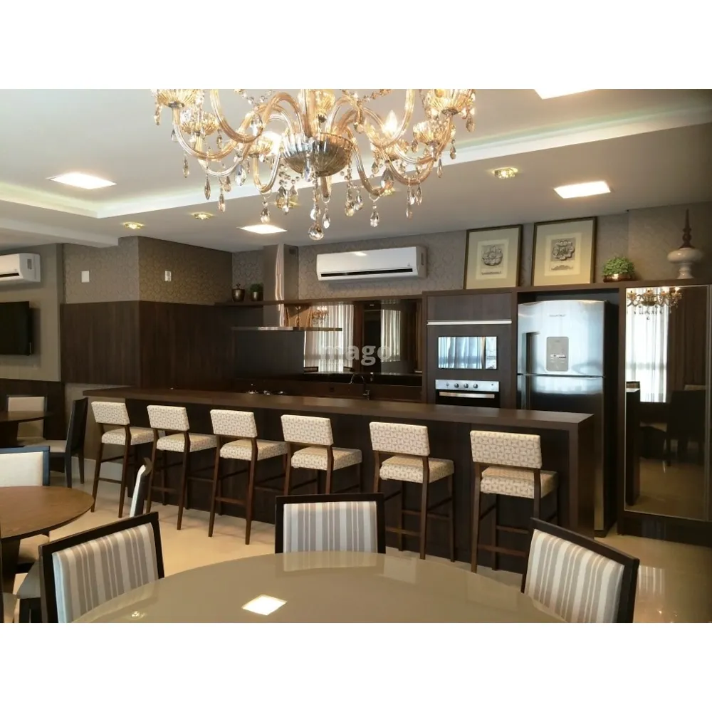 Sala comercial para venda no bairro Centro em Balneário Camboriú