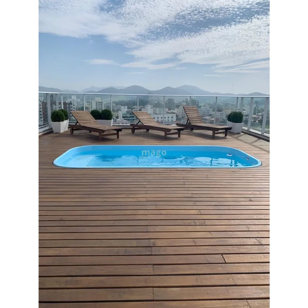 Apartamento à venda 3 suítes, 2 vagas, Centro Camboriú 