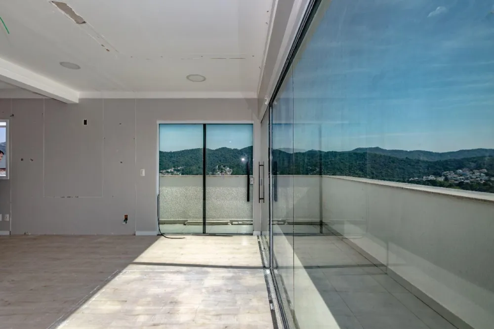 Sala comercial para venda no bairro Pioneiros em Balneário Camboriú