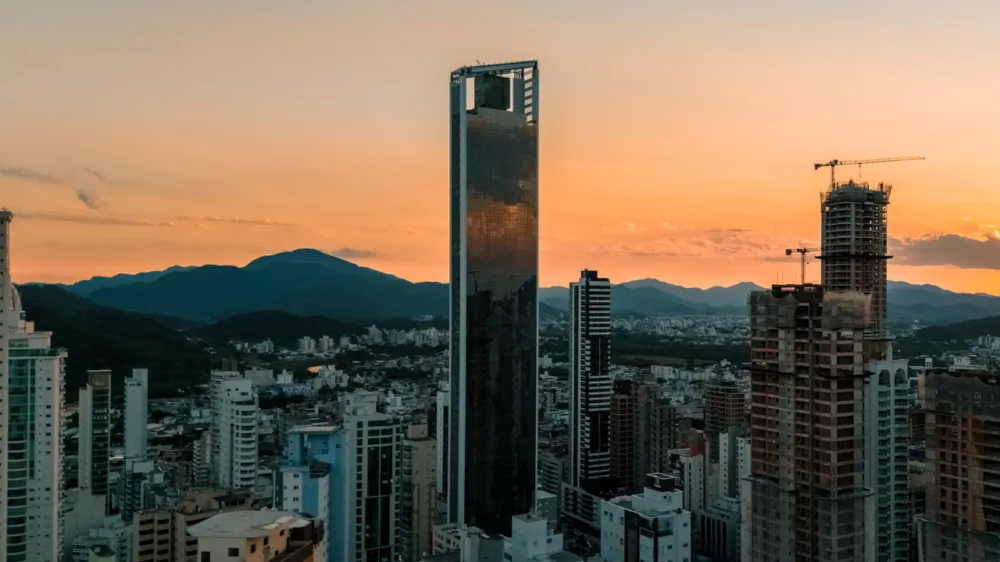 Sala comercial para venda no bairro Barra Sul em Balneário Camboriú