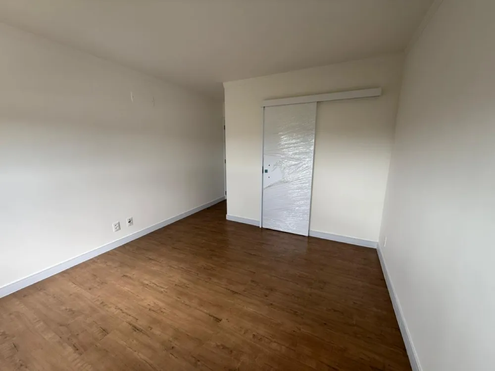 Apartamento 3 quartos para venda no bairro Lídia Duarte em Camboriú
