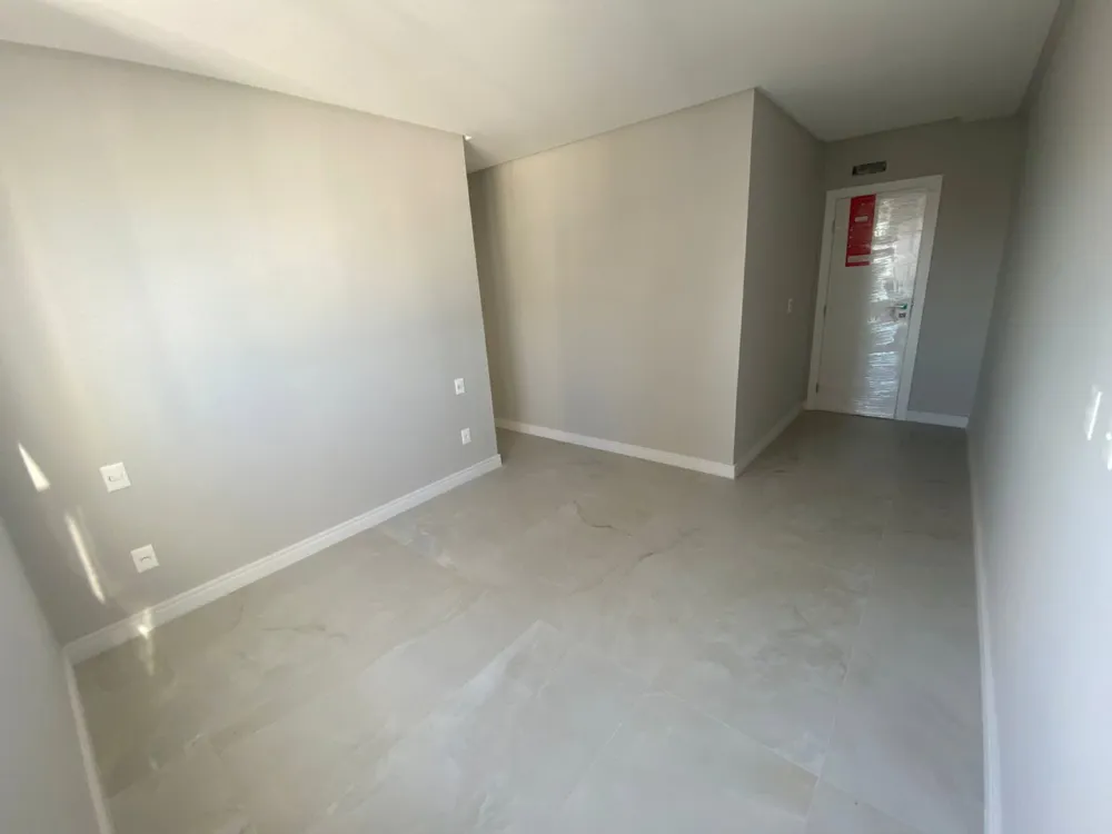 Apartamento 3 quartos para venda no bairro Pioneiros em Balneário Camboriú
