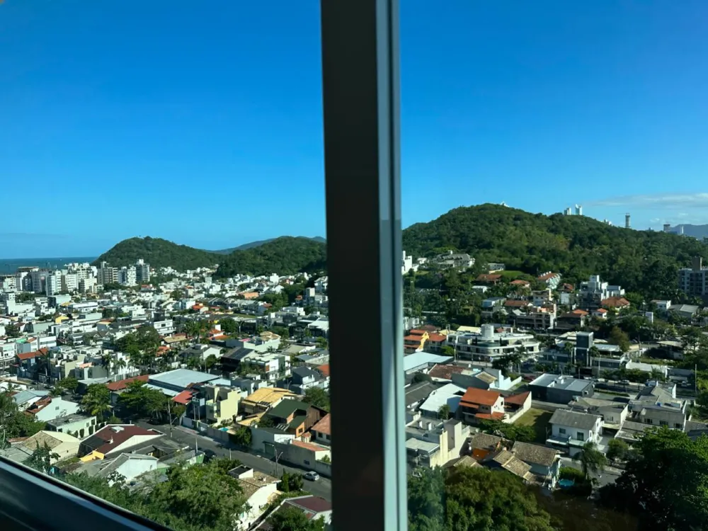Apartamento 1 quarto para venda no bairro Praia Brava em Itajaí