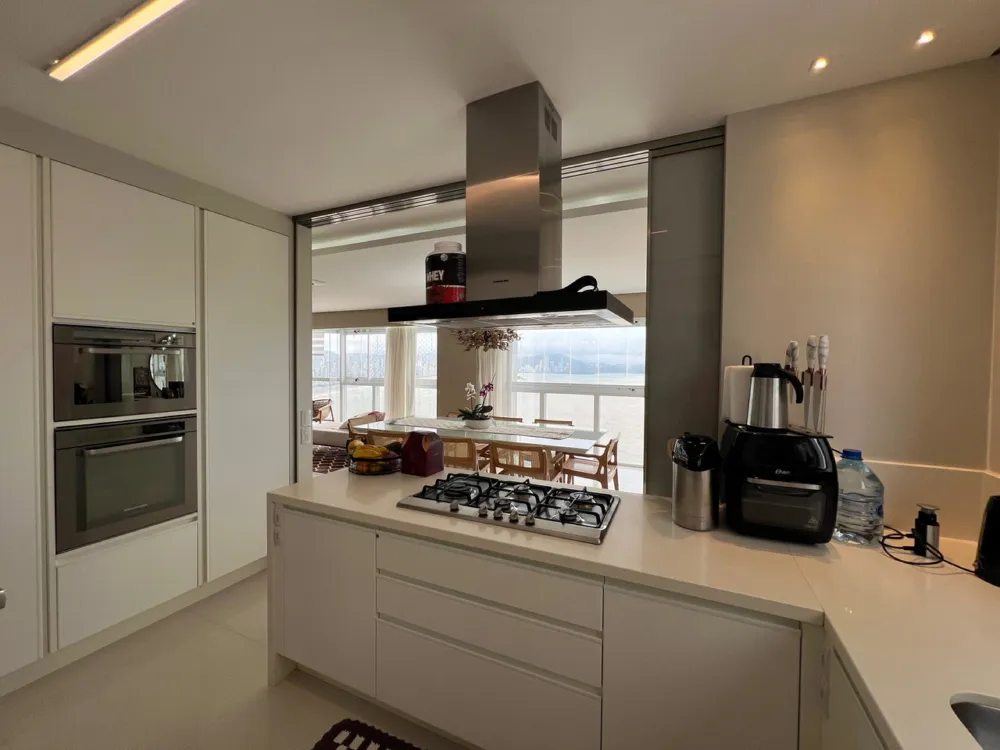Apartamento para venda no bairro Barra Sul em Balneário Camboriú