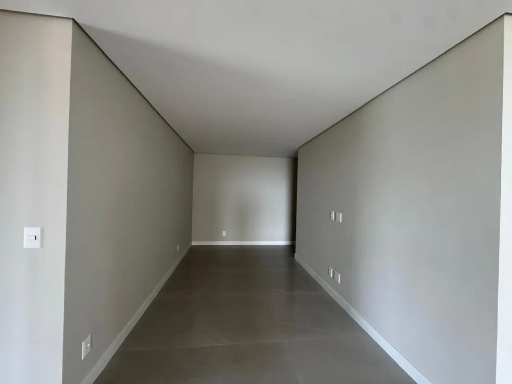 Apartamento para venda no bairro Praia Brava em Itajaí