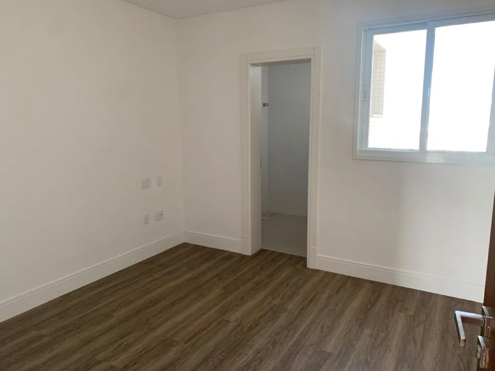 Apartamento 4 quartos para venda no bairro Barra Sul em Balneário Camboriú