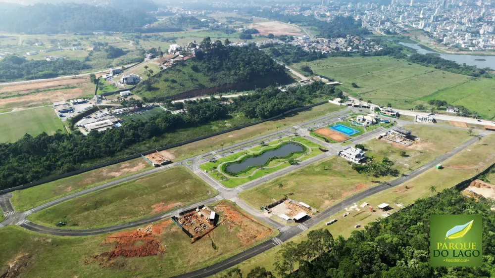 Terreno para venda no bairro Centro em Camboriú