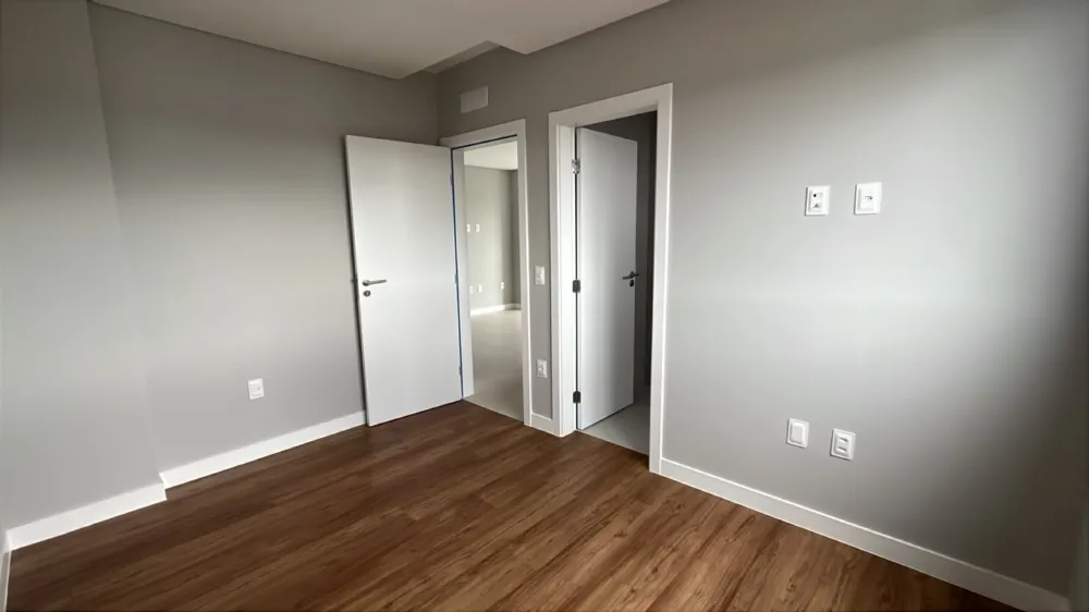 Apartamento 2 quartos para reserva no bairro Centro em Camboriú