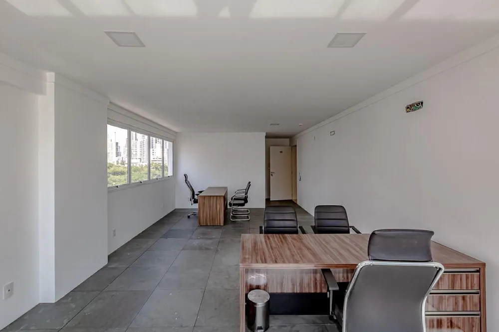 Sala comercial para venda no bairro Pioneiros em Balneário Camboriú