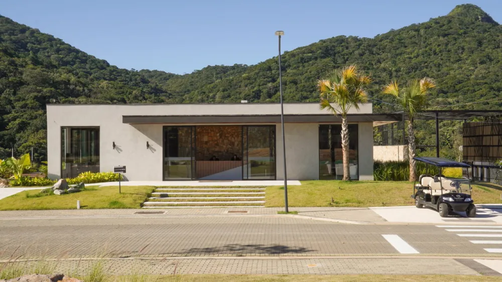Terreno para venda no bairro Várzea do Ranchinho em Camboriú