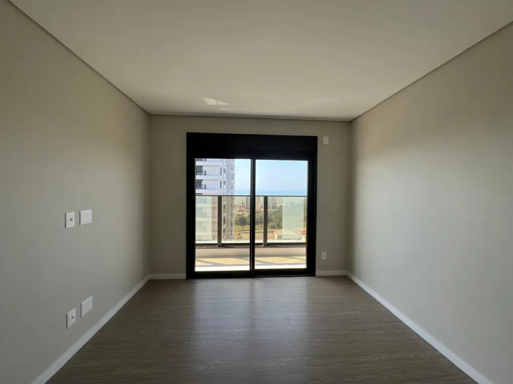 Apartamento para venda no bairro Praia Brava em Itajaí