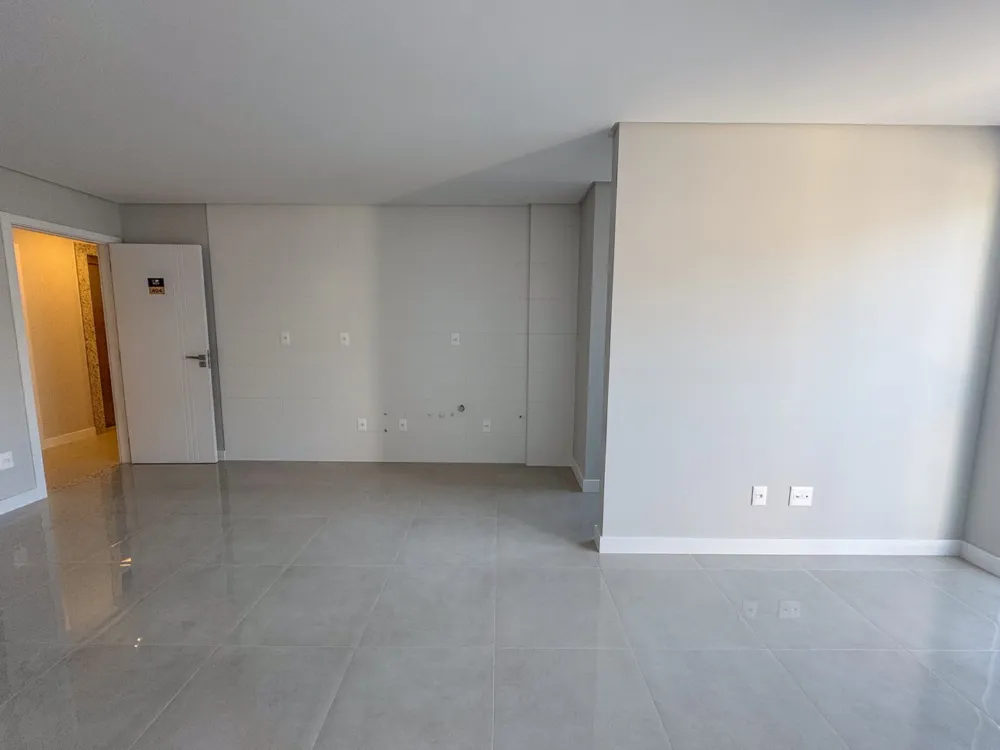 Apartamento 2 quartos para reserva no bairro Nações em Balneário Camboriú