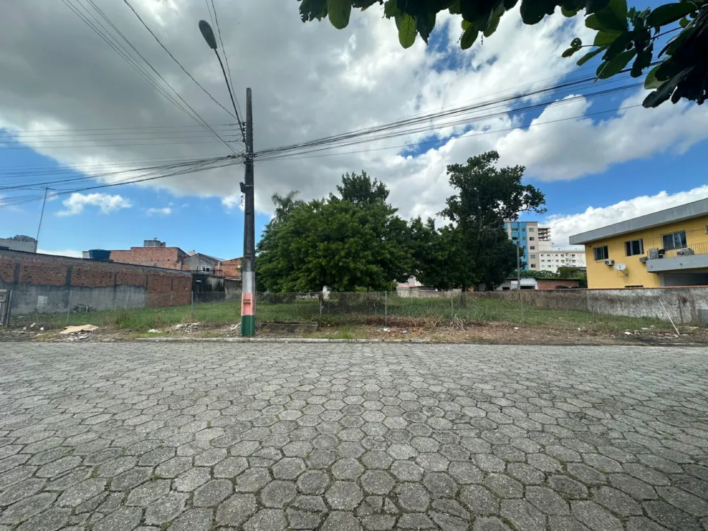 Terreno para venda no bairro Tabuleiro em Camboriú