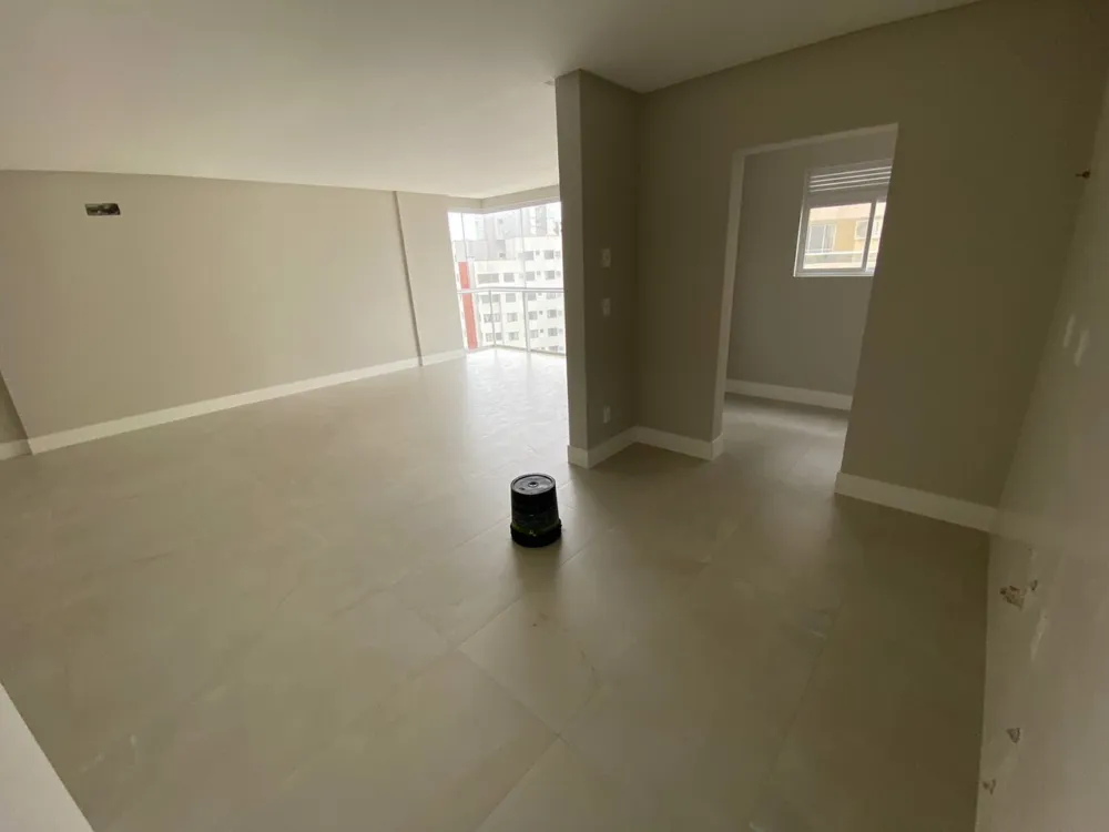 Apartamento 3 quartos para venda no bairro Pioneiros em Balneário Camboriú