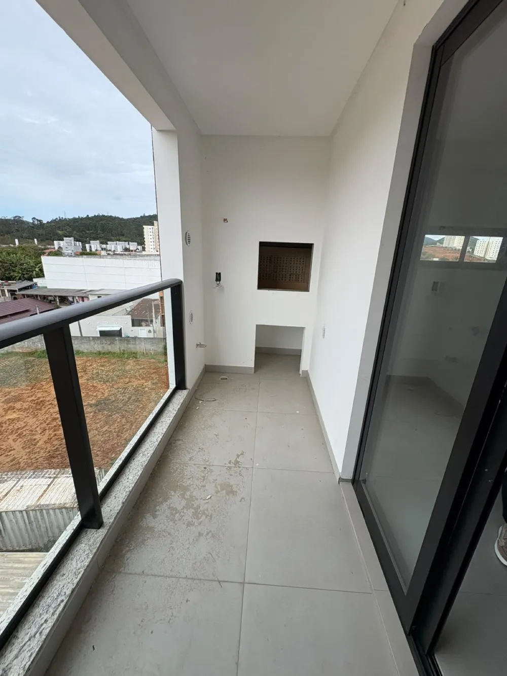 Apartamento para venda no bairro Lidia Duarte em Camboriú