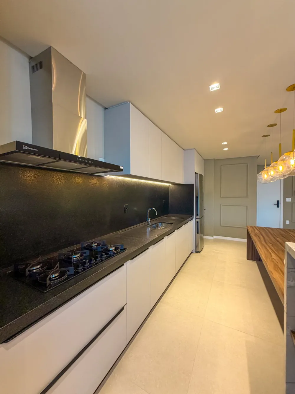 Apartamento 2 quartos para reserva no bairro Tabuleiro em Camboriú