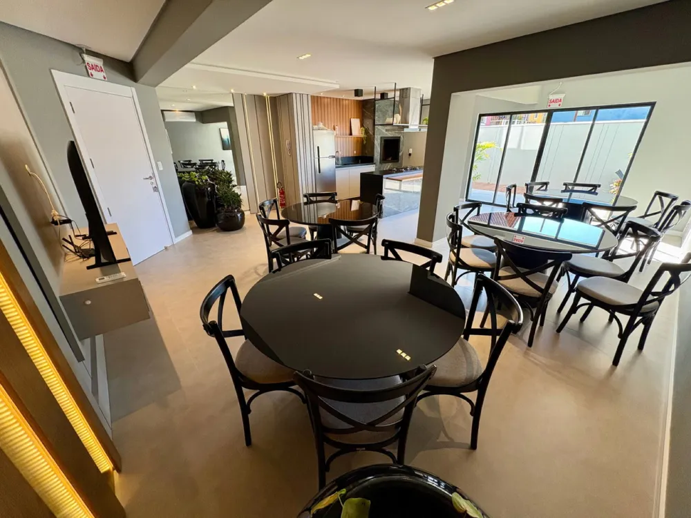 Sala comercial para reserva no bairro Meia Praia em Navegantes