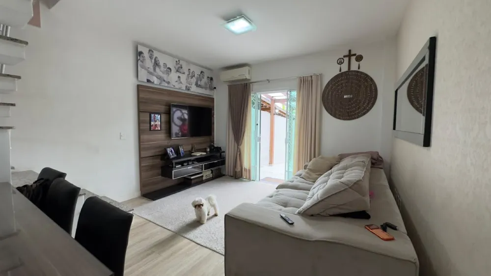 Casa 2 quartos para venda no bairro Areias em Camboriú