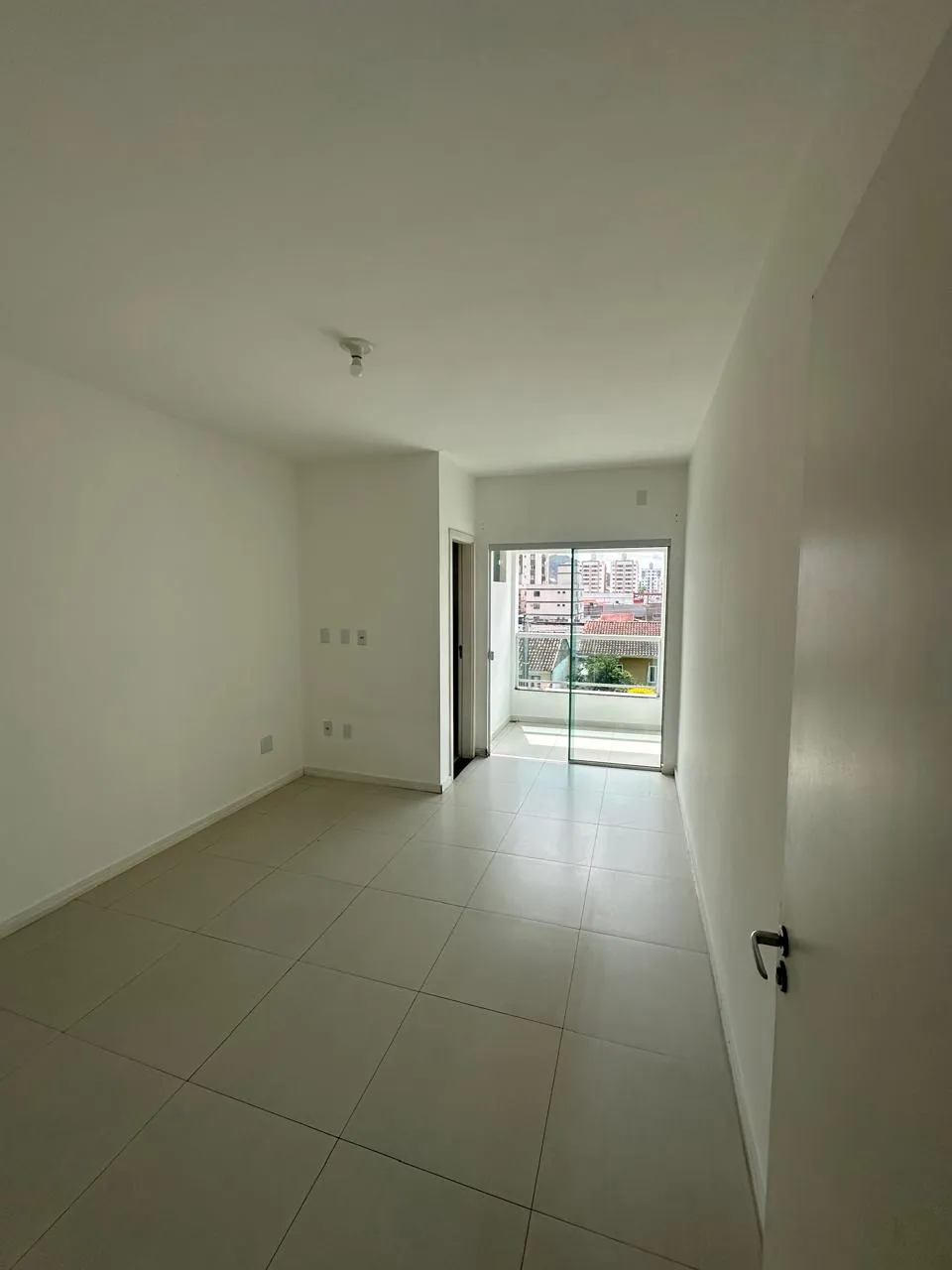 Casa para venda no bairro TABOLEIRO em Camboriú
