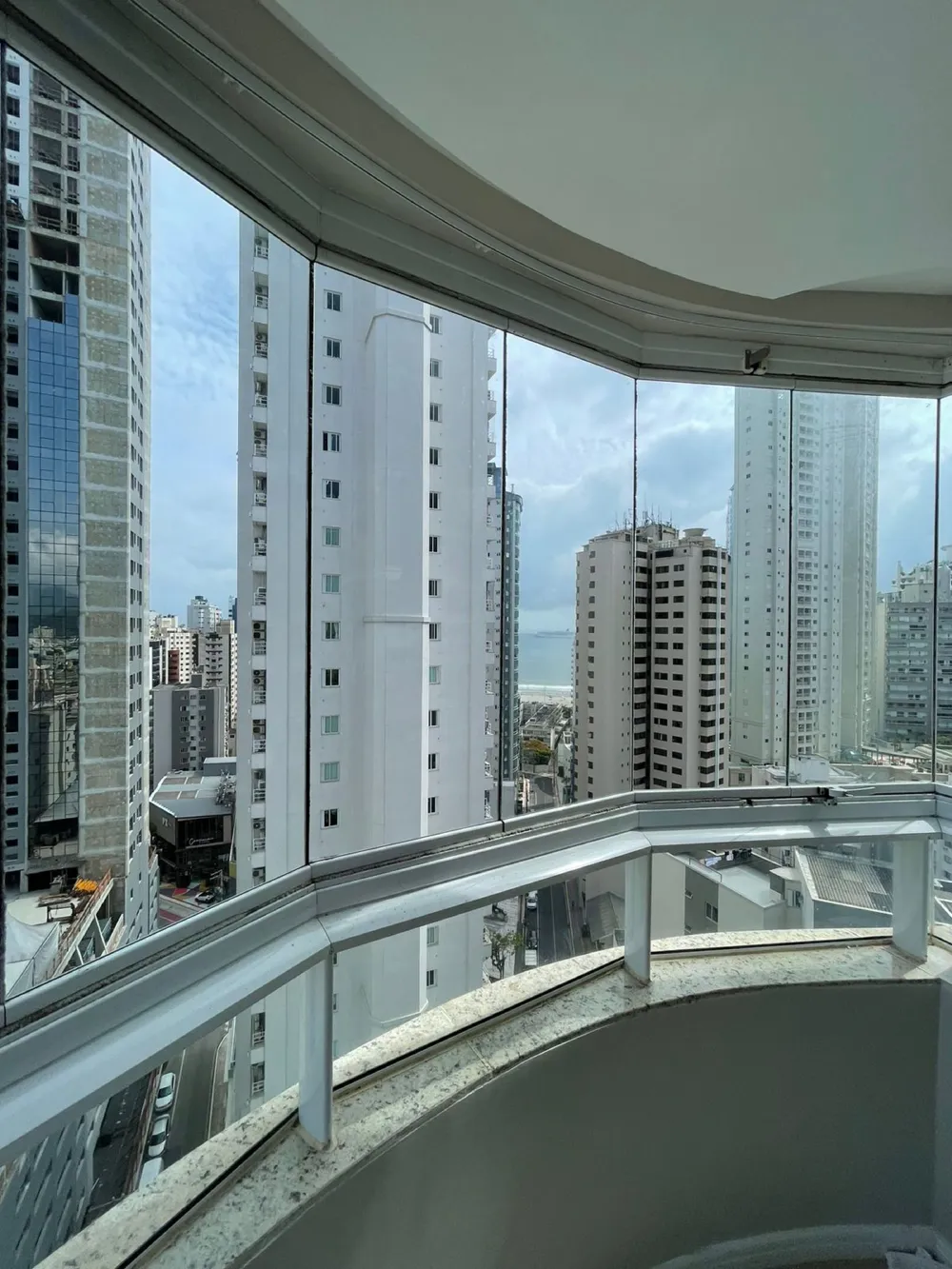 Apartamento 3 quartos para venda no bairro Centro em Balneário Camboriú
