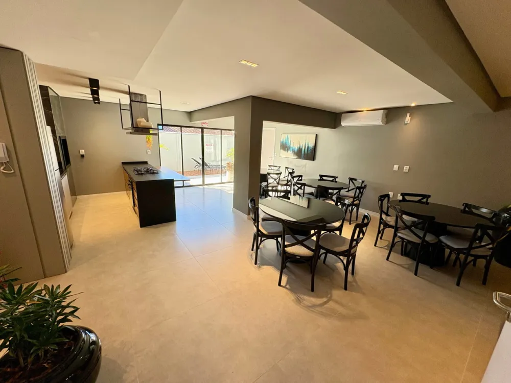 Sala comercial para reserva no bairro Meia Praia em Navegantes
