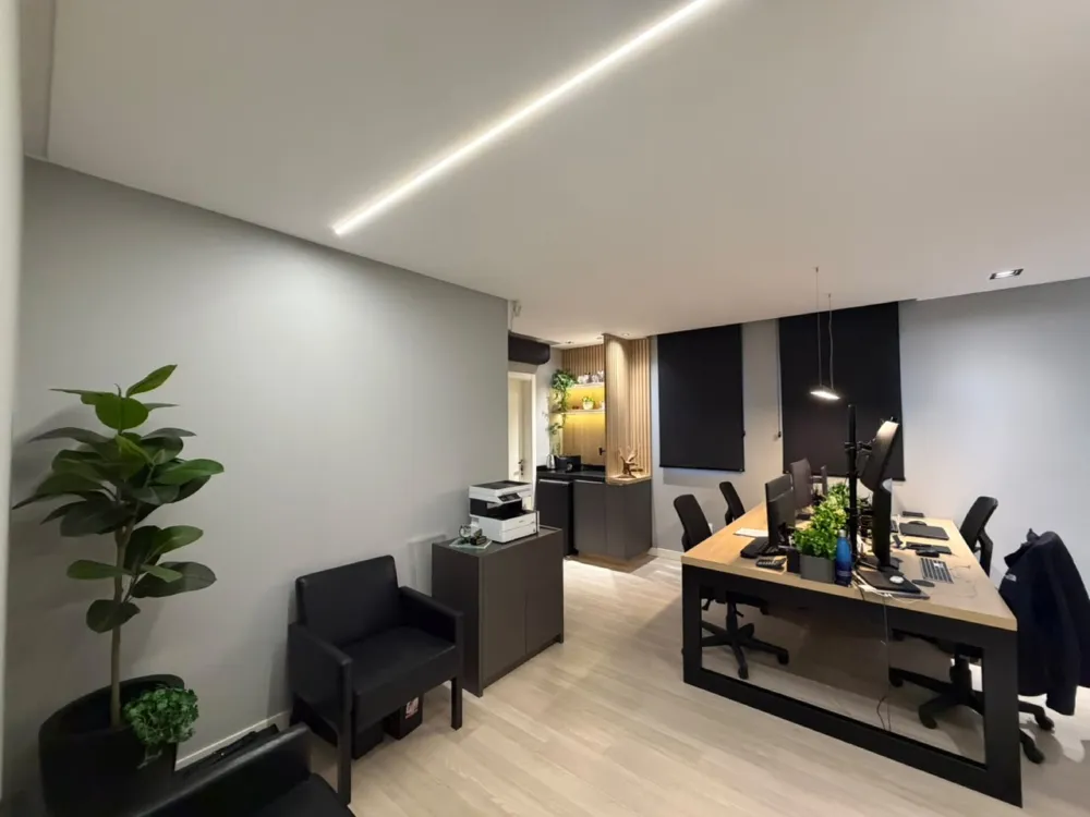Sala comercial para venda no bairro Ariribá em Balneário Camboriú