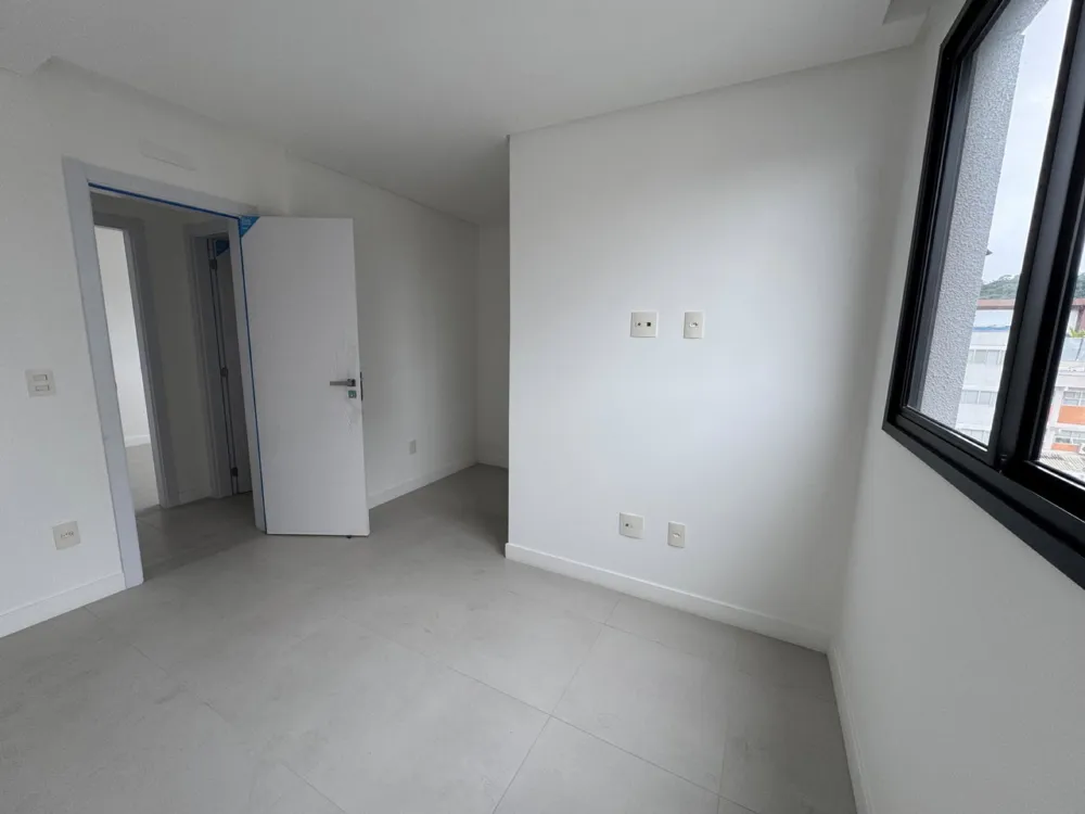Apartamento para venda no bairro Estados em Balneário Camboriú