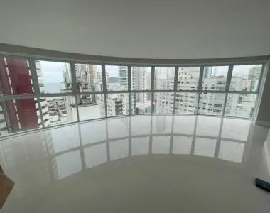 Apartamento novo com 02 suítes + 02 dormitórios