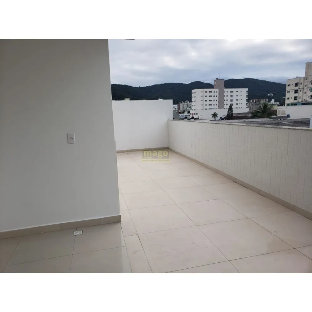 Apartamento com ótima localização
