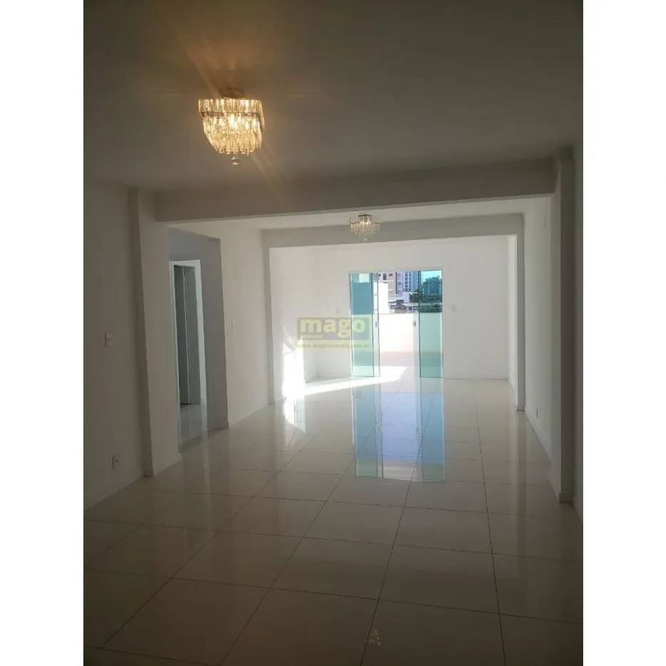 Apartamento com ótima localização