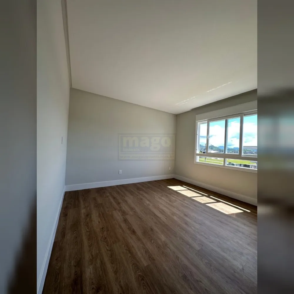 Casa de Alto padrão em Condomínio Fechado