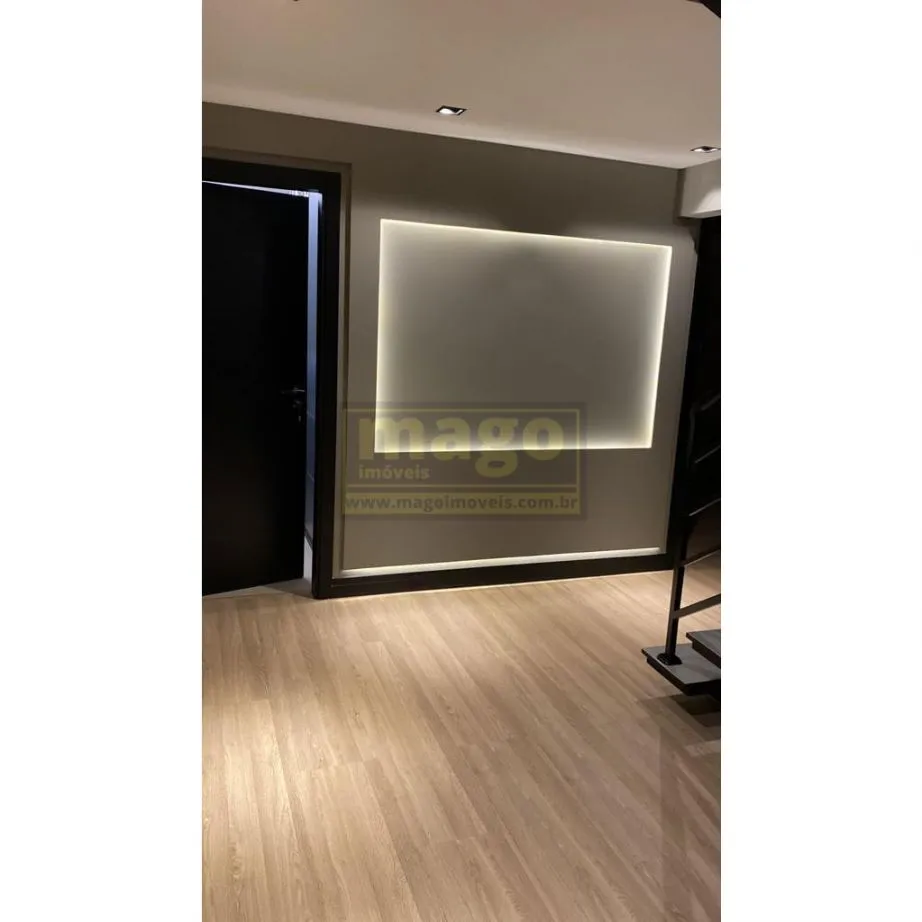 Excelente cobertura duplex com 3 suítes