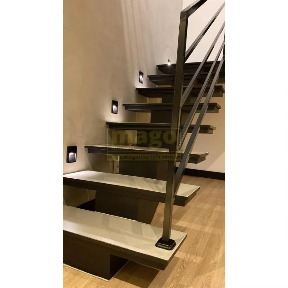 Excelente cobertura duplex com 3 suítes
