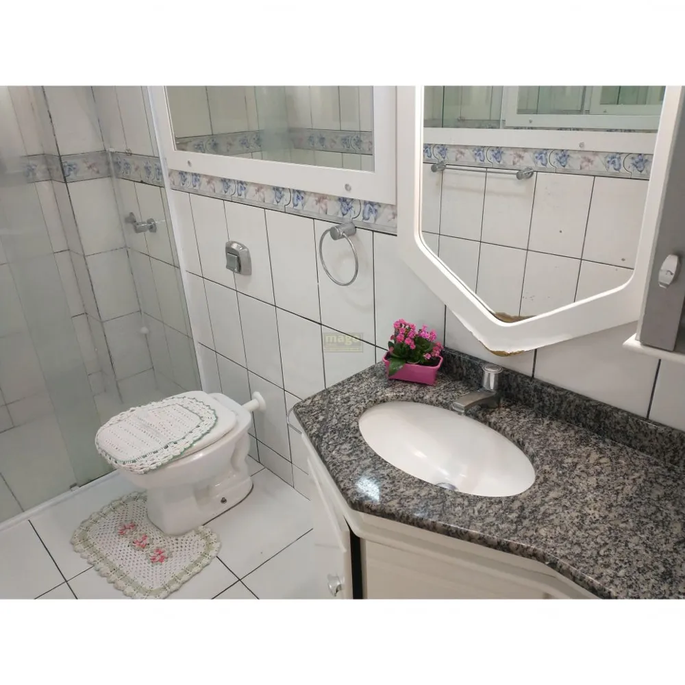 Excelente Apartamento 3 quartos Próximo ao Mar no Centro de BC