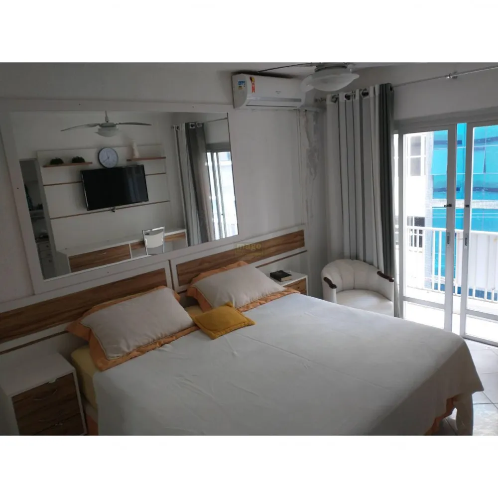 Excelente Apartamento 3 quartos Próximo ao Mar no Centro de BC