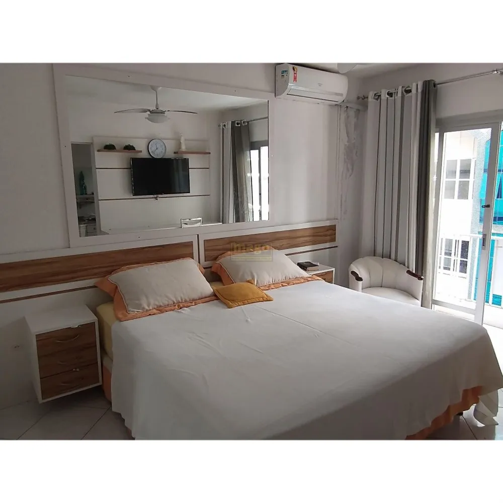 Excelente Apartamento 3 quartos Próximo ao Mar no Centro de BC