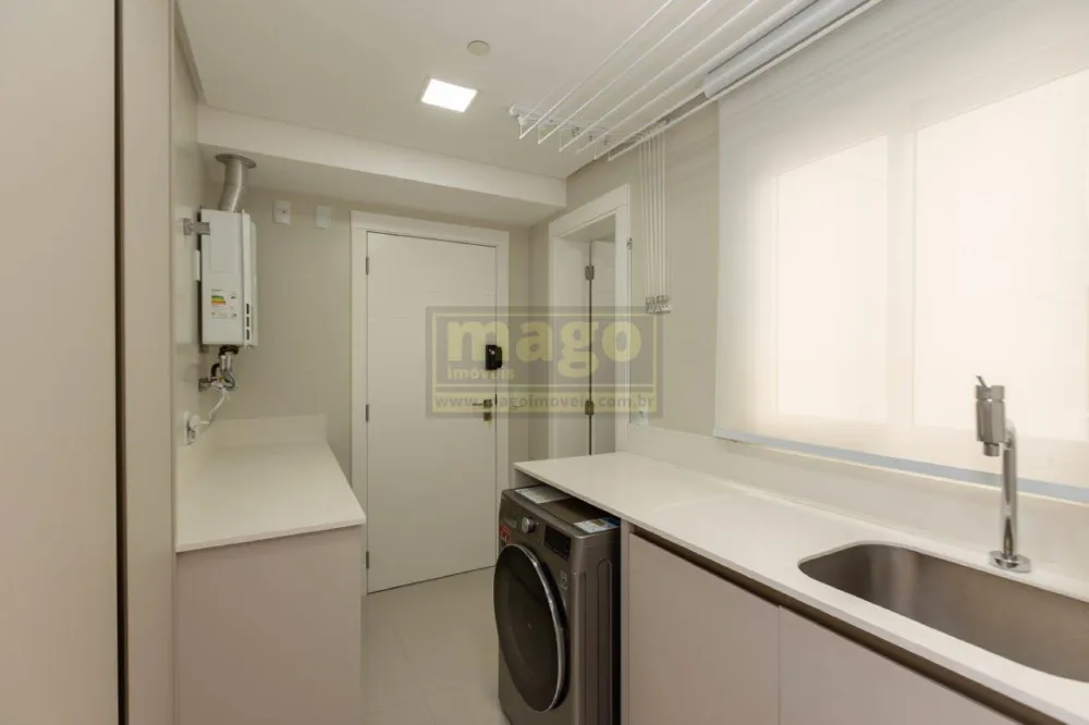 Apartamento 3 suítes, mobiliado e decorado no Centro de BC