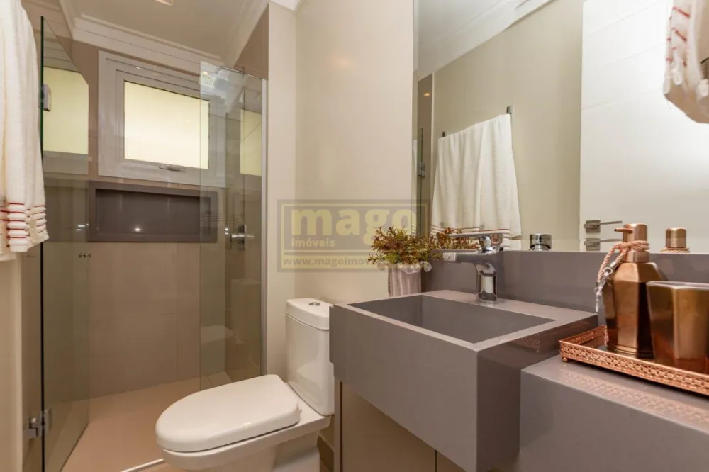 Apartamento 3 suítes, mobiliado e decorado no Centro de BC