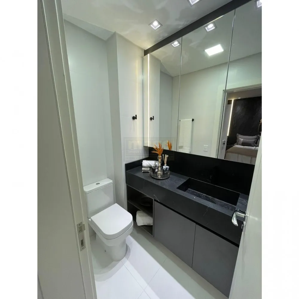 Cobertura duplex 4 suítes no Centro de Balneário Camboriú!