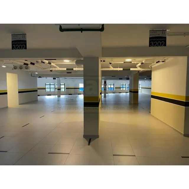 Cobertura duplex 4 suítes no Centro de Balneário Camboriú!