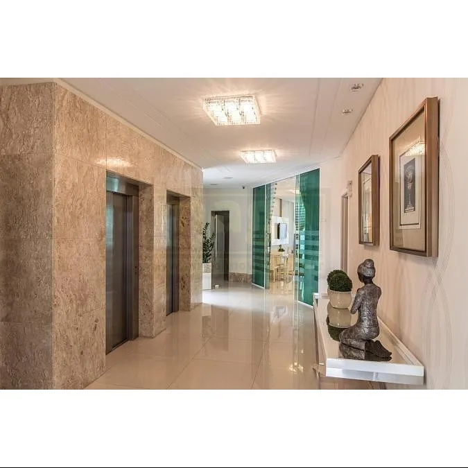 Apartamento com 3 suítes e 4 vagas de garagem na Barra Sul