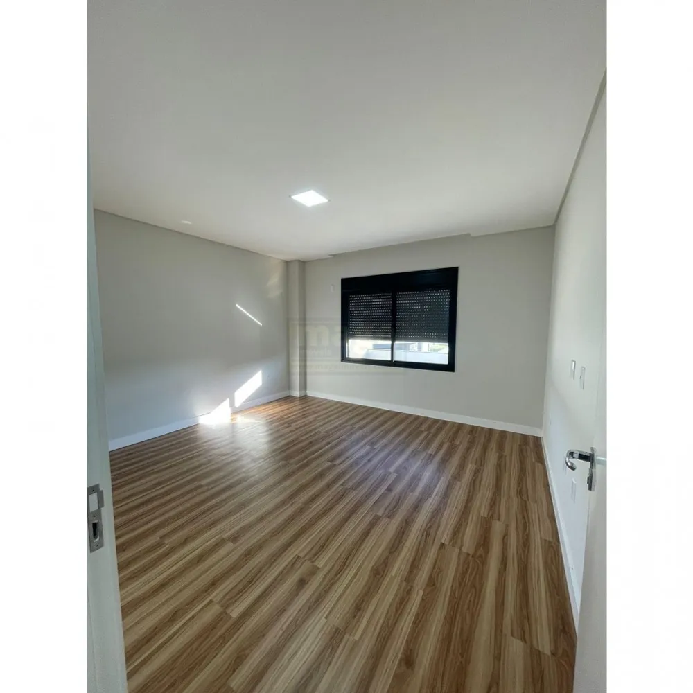 Casa de alto padrão à venda em condominio fechado