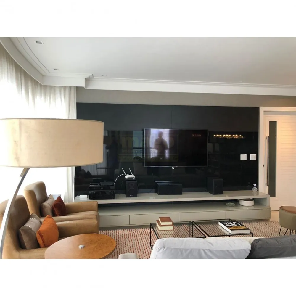 Belíssimo Apartamento de luxo no coração de Balneário Camboriú!