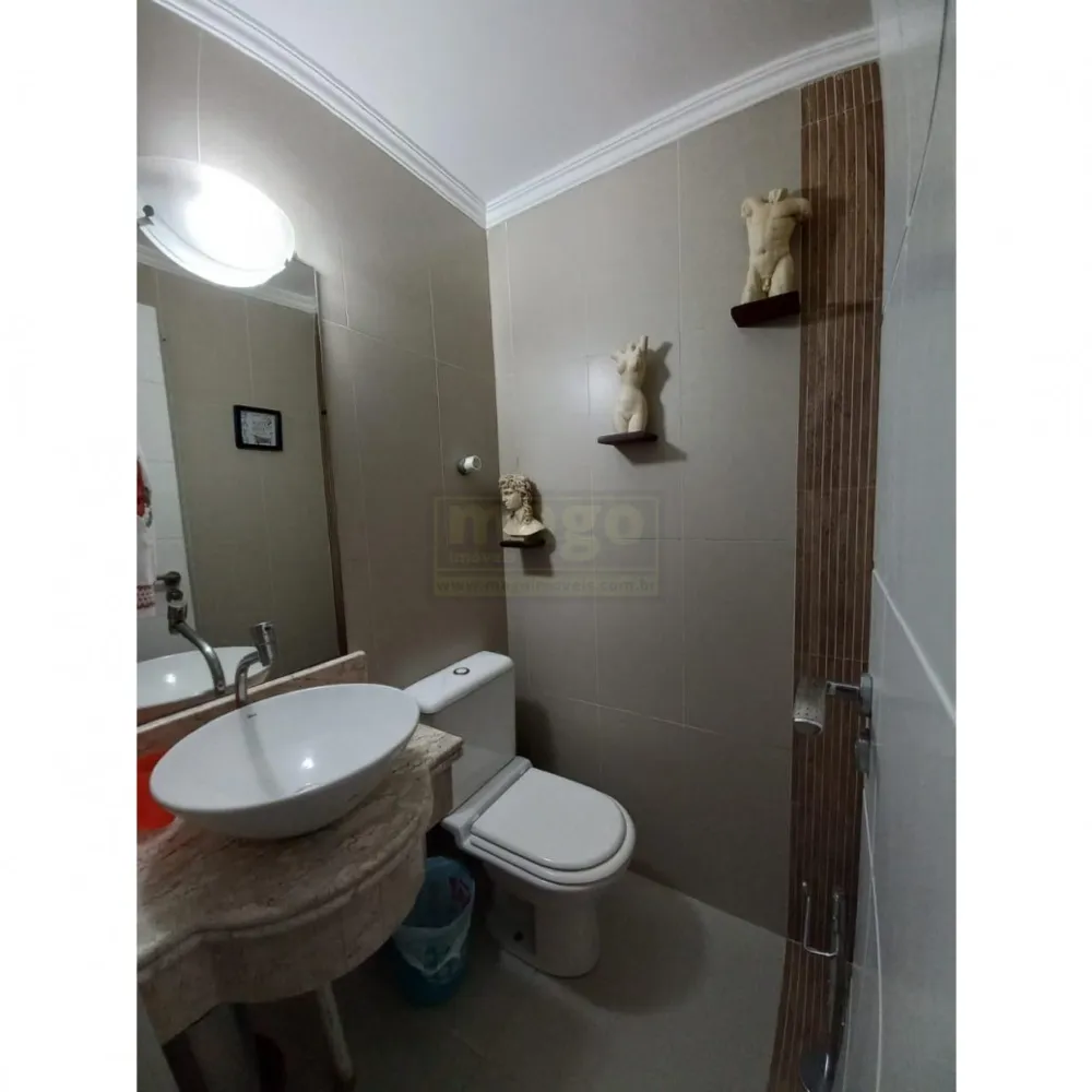 APARTAMENTO PARA INVESTIR OU MORAR NO CENTRO DE BALNEÁRIO!