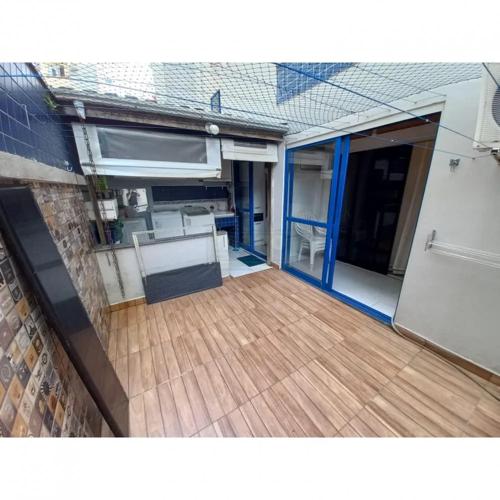 APARTAMENTO PARA INVESTIR OU MORAR NO CENTRO DE BALNEÁRIO!