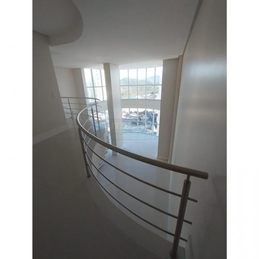 DUPLEX ALTO PADRÃO PARA VOCÊ QUE PROCURA ESPAÇO E LUXO PARA MORAR!