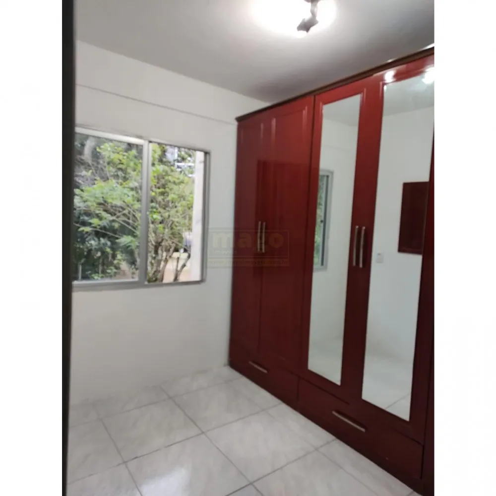 Casa em condominio á venda 