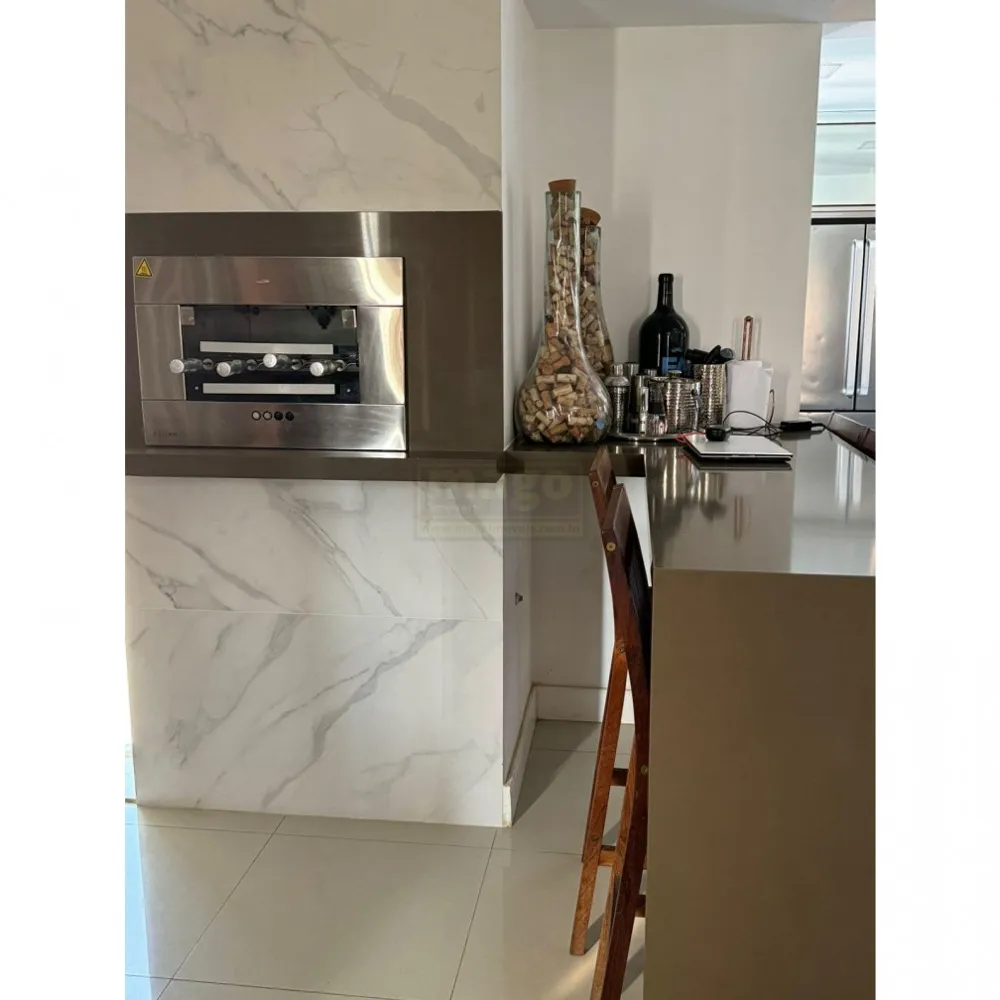 Apartamento com 3 suites e Sacada com Vista para toda cidade