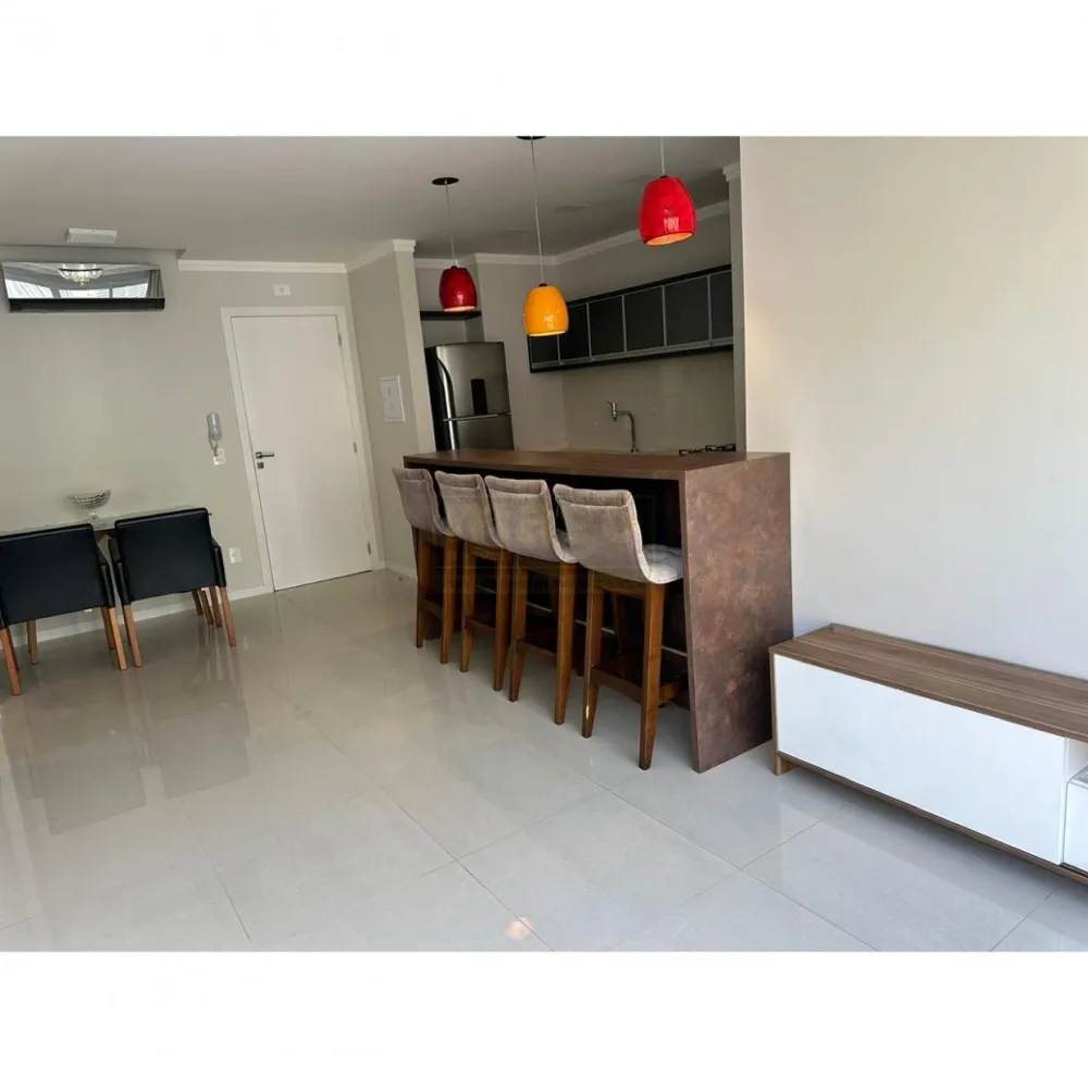 Apartamento em Condomínio nas Nações com 1 suite para Venda